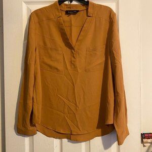 Women’s V-Neck Mustard Fullsleeves Pockets Blouse Size L